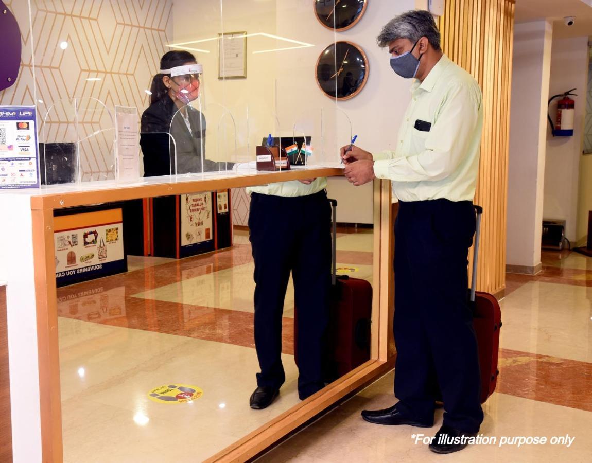 OYO 38202 Om Kripa Residency Hotell Katra  Exteriör bild